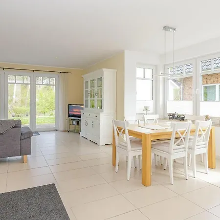 Ferienwohnung Waldblick / 9856 Apartment